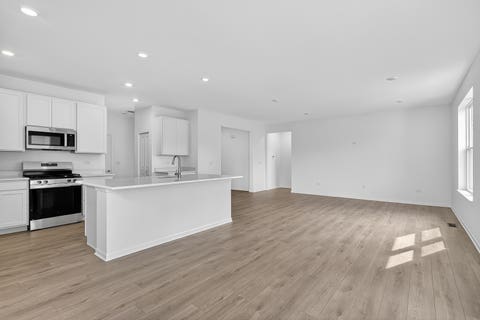 Tiny photo for 369 Cottrell Lane, Aurora, IL 60506 (MLS # 12645459)