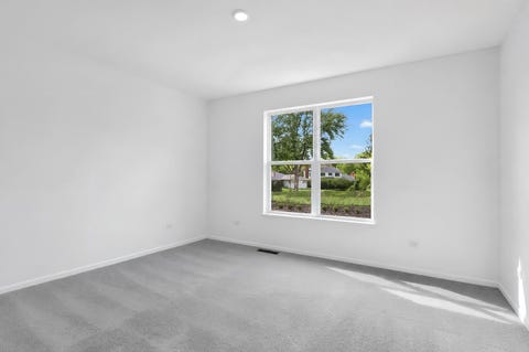 Tiny photo for 369 Cottrell Lane, Aurora, IL 60506 (MLS # 12645459)