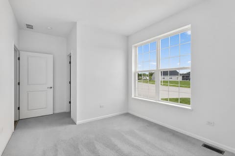 Tiny photo for 369 Cottrell Lane, Aurora, IL 60506 (MLS # 12645459)