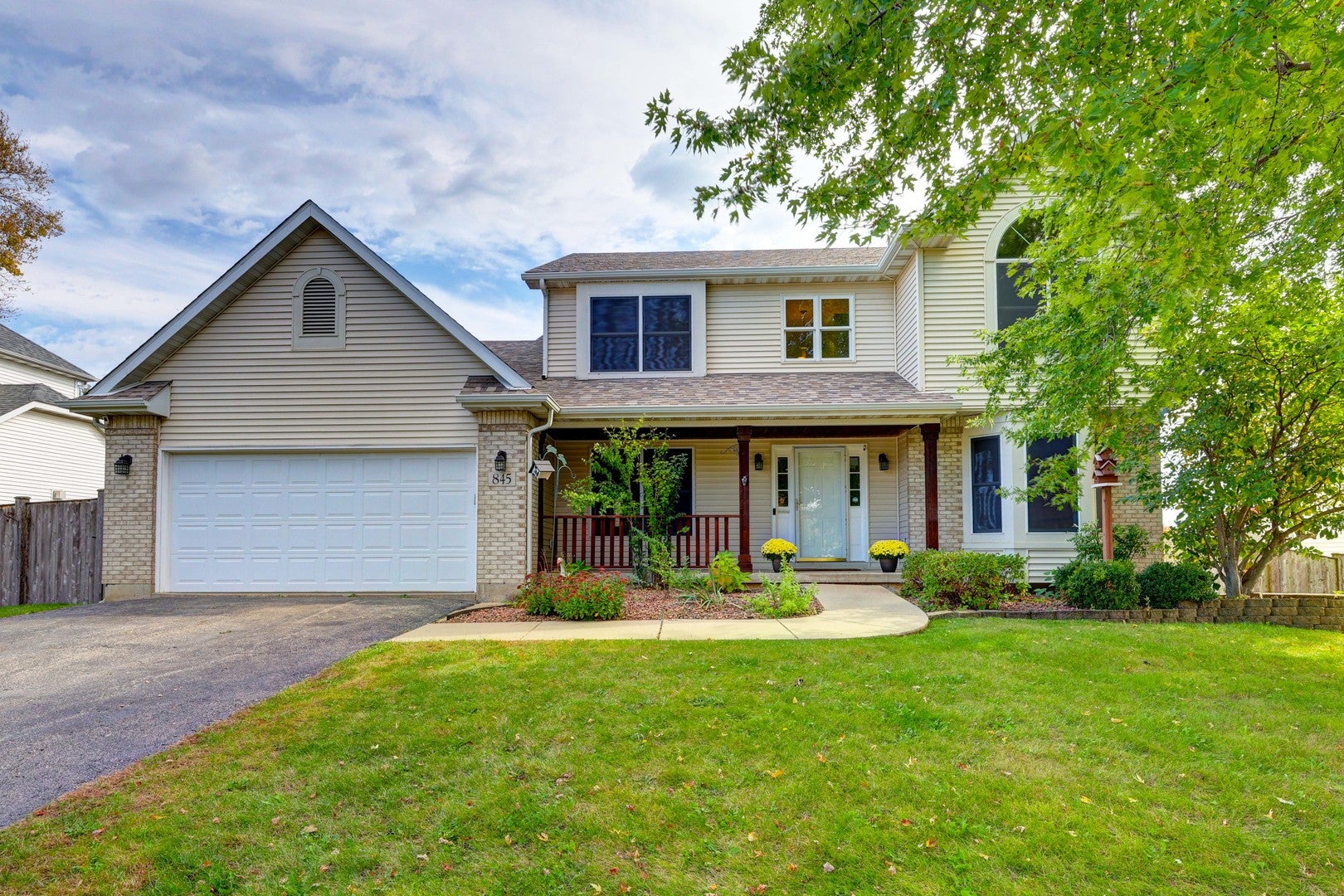 845 Ridge Drive