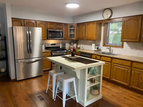 Tiny photo for 7715 SUSSEX CREEK Drive #1D, Darien, IL 60561 (MLS # 12477904)