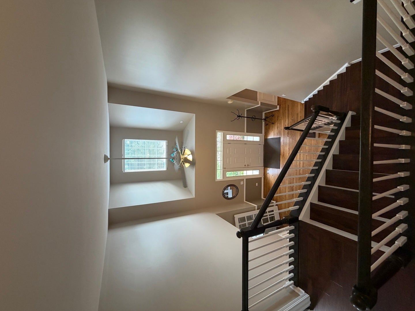 1068 Fox Path