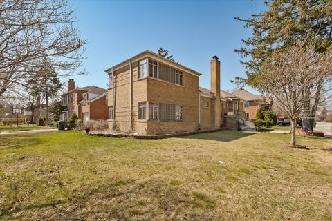 6956 N Kenton Avenue Lincolnwood IL 60712