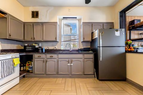Tiny photo for 5610 S Honore Street, Chicago, IL 60636 (MLS # 12627100)