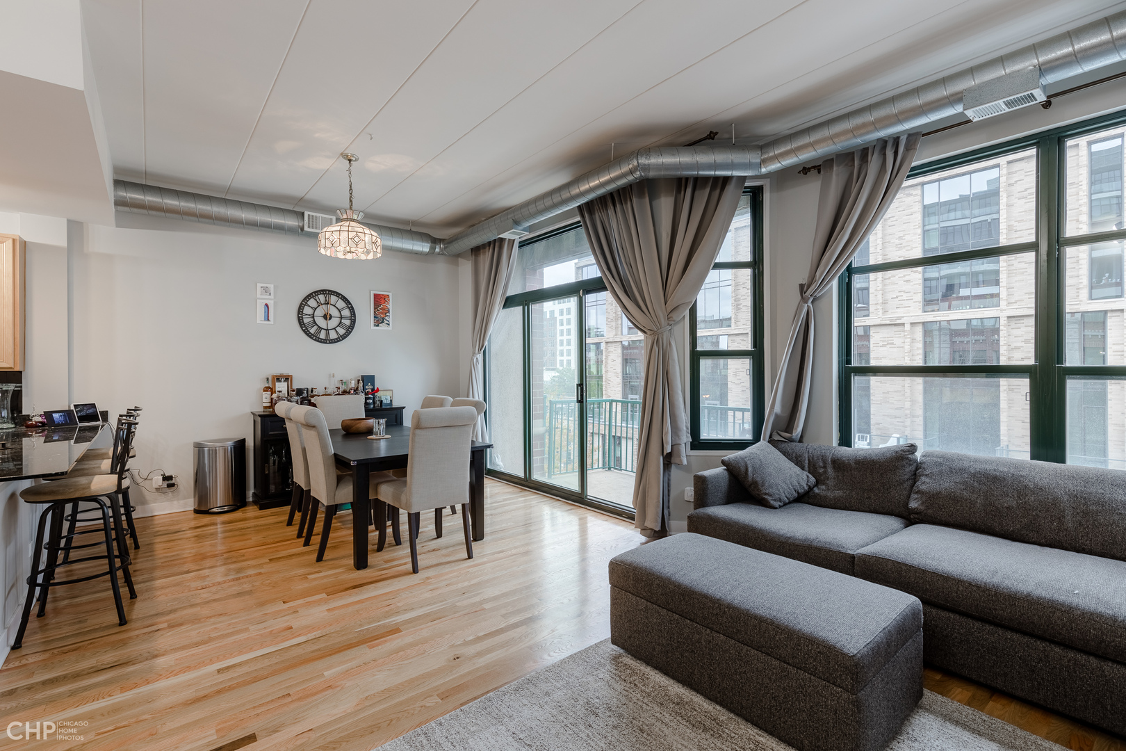 843 W Monroe Street 4B