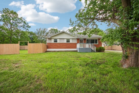 Photo of 18120 W Big Oaks Road, Grayslake, IL 60030 (MLS # 12634835)