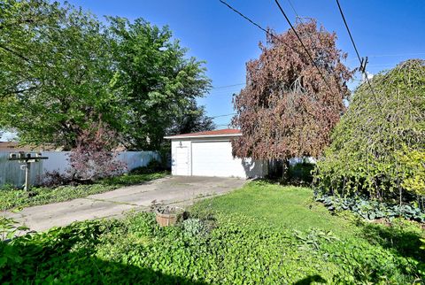 Tiny photo for 4226 Grove Avenue, Stickney, IL 60402 (MLS # 12647569)