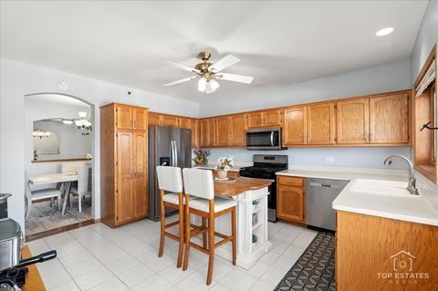 Tiny photo for 17950 Settlers Pond Way #3B, Orland Park, IL 60467 (MLS # 12522110)
