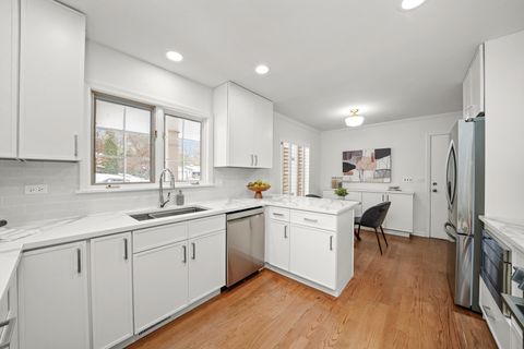 Tiny photo for 524 Forest Hill Road, Lake Forest, IL 60045 (MLS # 12525770)