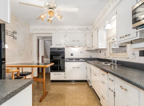 Tiny photo for 316 Sycamore Drive, Naperville, IL 60540 (MLS # 12572028)