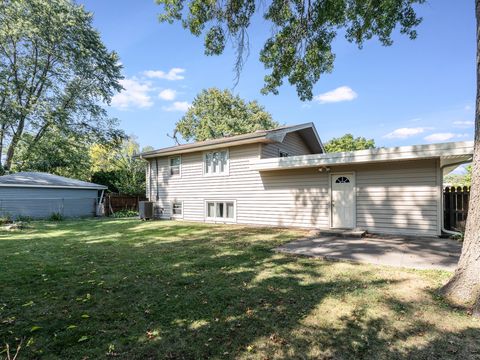 Tiny photo for 316 Sycamore Drive, Naperville, IL 60540 (MLS # 12572028)
