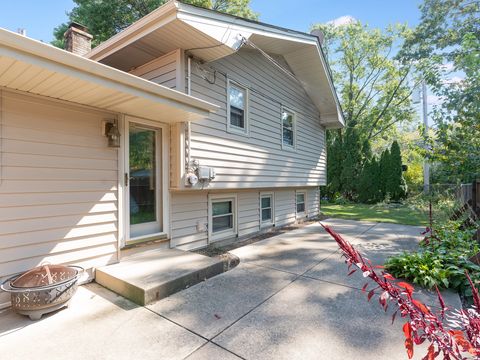 Tiny photo for 316 Sycamore Drive, Naperville, IL 60540 (MLS # 12572028)