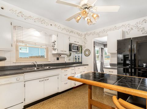 Tiny photo for 316 Sycamore Drive, Naperville, IL 60540 (MLS # 12572028)