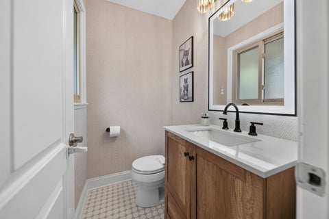 Tiny photo for 863 S Cedar Avenue, Elmhurst, IL 60126 (MLS # 12777557)