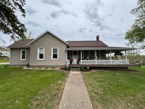 334 W Walnut Street Washburn IL 61570