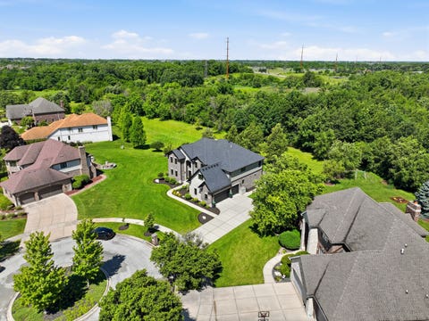 Tiny photo for 7812 Northwoods Drive, Frankfort, IL 60423 (MLS # 12729111)