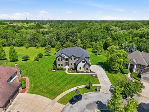 Tiny photo for 7812 Northwoods Drive, Frankfort, IL 60423 (MLS # 12729111)