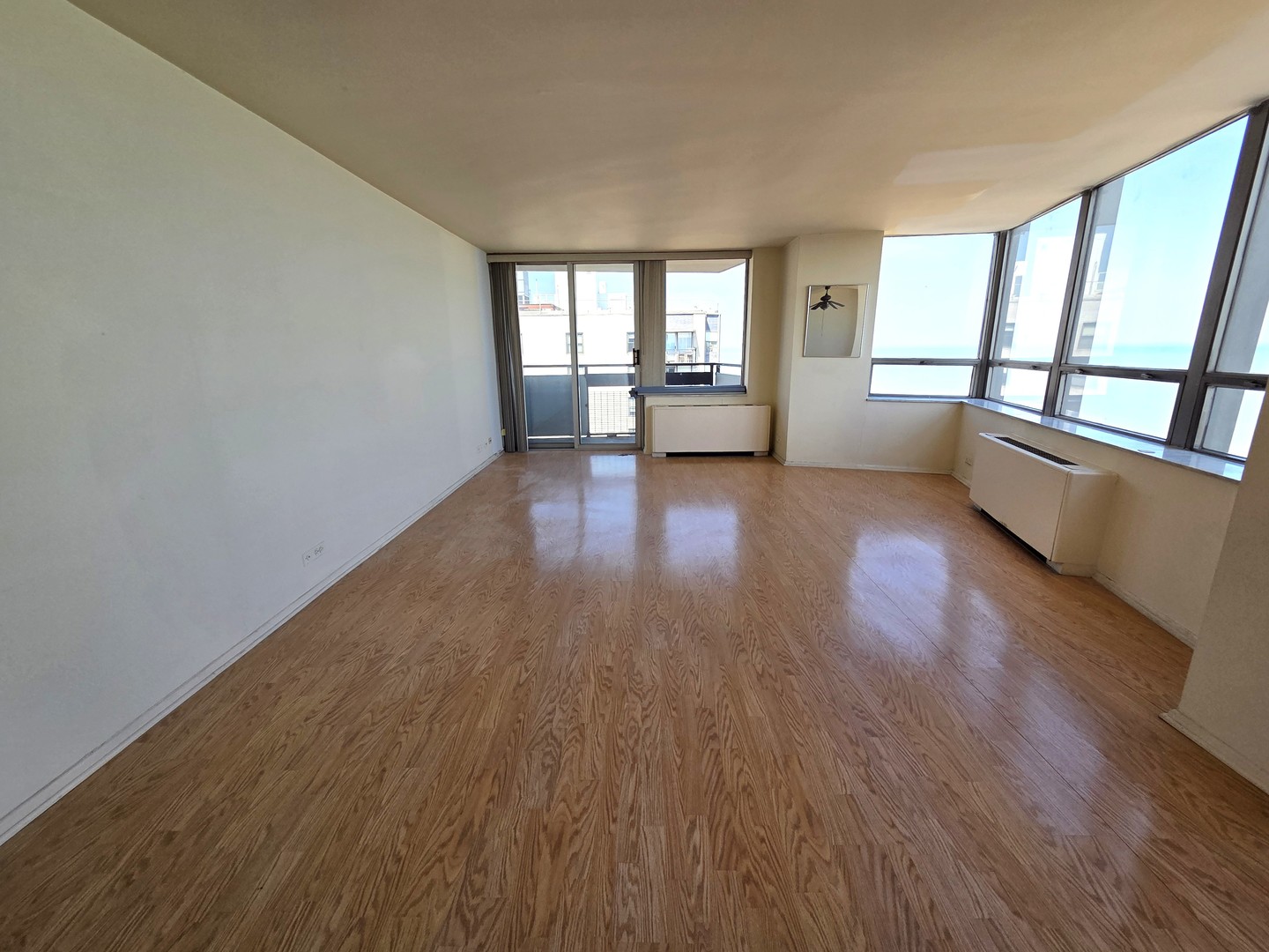 5701 N SHERIDAN Road 30T