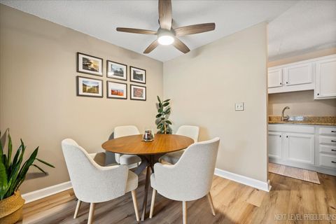 Tiny photo for 2222 S Stewart Avenue #1C, Lombard, IL 60148 (MLS # 12434026)