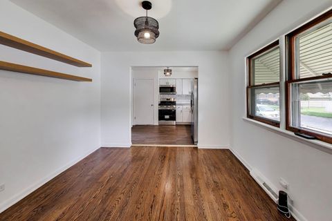 Tiny photo for 2900 140th Street, Blue Island, IL 60406 (MLS # 12691524)