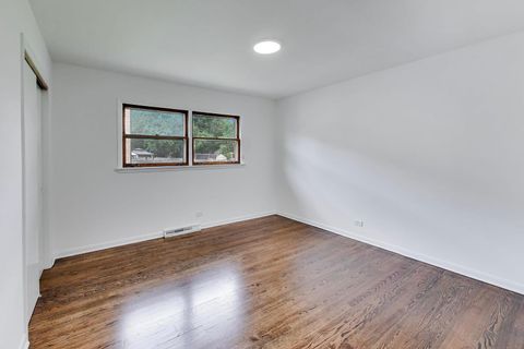Tiny photo for 2900 140th Street, Blue Island, IL 60406 (MLS # 12691524)