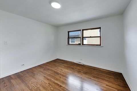Tiny photo for 2900 140th Street, Blue Island, IL 60406 (MLS # 12691524)