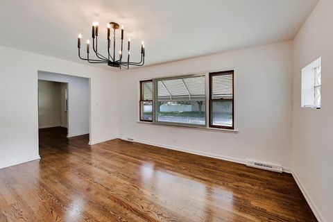 Tiny photo for 2900 140th Street, Blue Island, IL 60406 (MLS # 12691524)