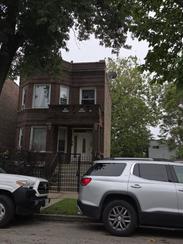 Photo 1 of 18 — 4141 W Monroe Street, Chicago, IL 60624