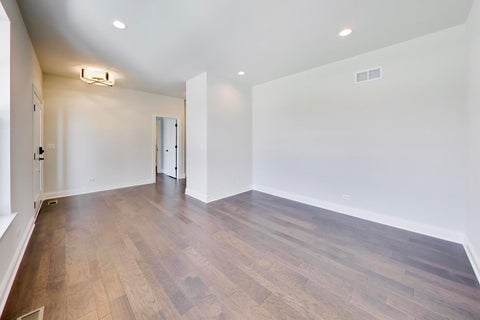 Tiny photo for 495 CORA Lane, St. Charles, IL 60174 (MLS # 12692514)