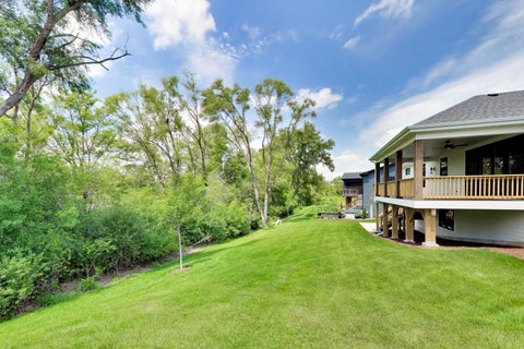 Tiny photo for 495 CORA Lane, St. Charles, IL 60174 (MLS # 12692514)
