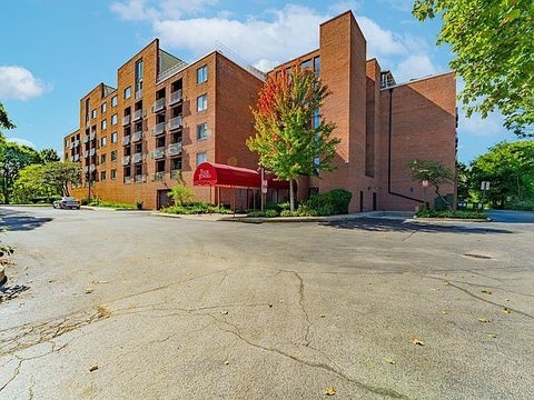 Photo of 1450 Plymouth Lane #501, Elgin, IL 60123 (MLS # 12670381)