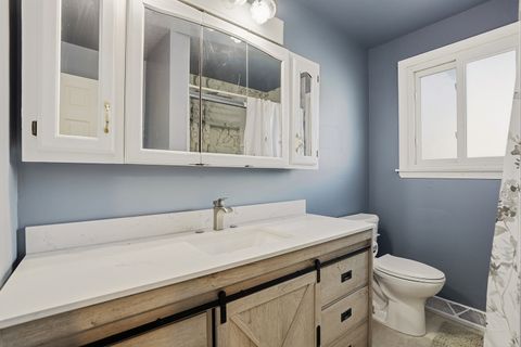 Tiny photo for 11551 S Komensky Avenue, Alsip, IL 60803 (MLS # 12533572)