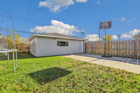 Tiny photo for 11551 S Komensky Avenue, Alsip, IL 60803 (MLS # 12533572)
