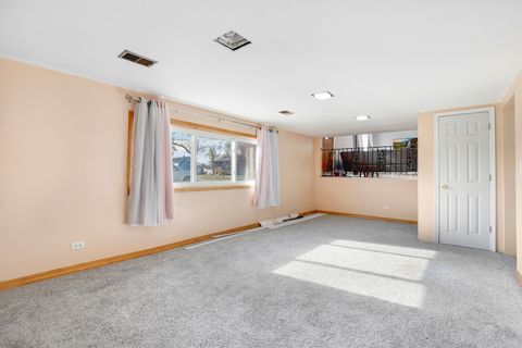 Tiny photo for 11551 S Komensky Avenue, Alsip, IL 60803 (MLS # 12533572)