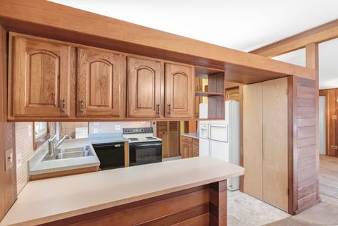 Tiny photo for 1505 S Stewart Avenue, Lombard, IL 60148 (MLS # 12596832)