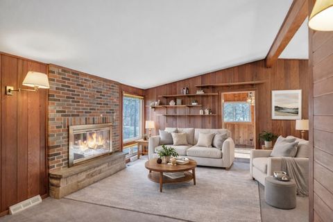 Tiny photo for 1505 S Stewart Avenue, Lombard, IL 60148 (MLS # 12596832)