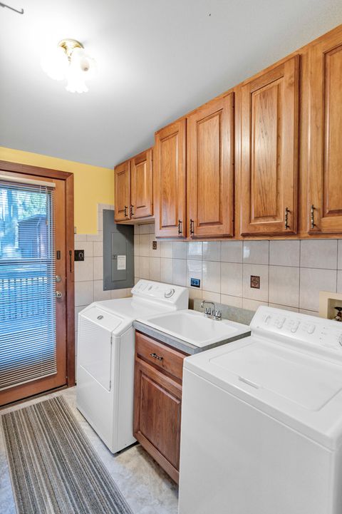 Tiny photo for 1505 S Stewart Avenue, Lombard, IL 60148 (MLS # 12596832)