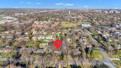 Tiny photo for 1505 S Stewart Avenue, Lombard, IL 60148 (MLS # 12596832)