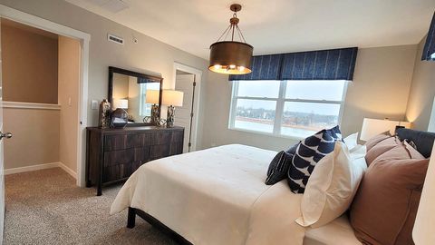 Tiny photo for 2227 Waters Edge Drive, Schaumburg, IL 60173 (MLS # 12591071)