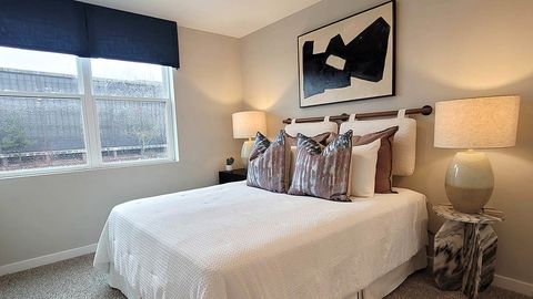 Tiny photo for 2227 Waters Edge Drive, Schaumburg, IL 60173 (MLS # 12591071)