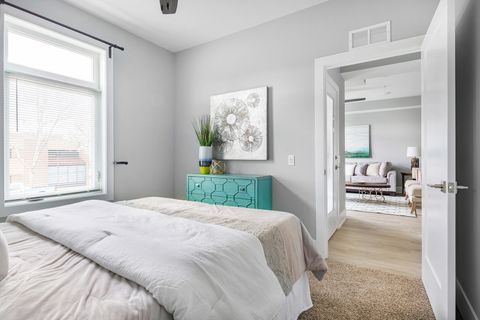 Tiny photo for 504 Lyman Avenue #201, Oak Park, IL 60304 (MLS # 12524160)