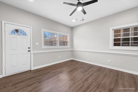Tiny photo for 5005 N Avers Avenue, Chicago, IL 60625 (MLS # 12537754)