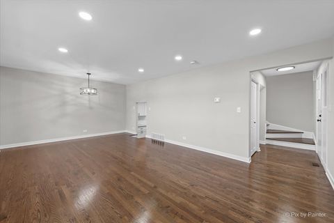 Tiny photo for 5005 N Avers Avenue, Chicago, IL 60625 (MLS # 12537754)