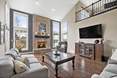 Tiny photo for 808 Wedgewood Drive, Crystal Lake, IL 60014 (MLS # 12609576)