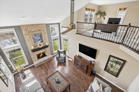 Tiny photo for 808 Wedgewood Drive, Crystal Lake, IL 60014 (MLS # 12609576)