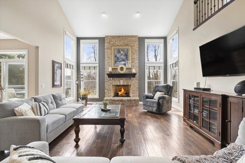 Tiny photo for 808 Wedgewood Drive, Crystal Lake, IL 60014 (MLS # 12609576)