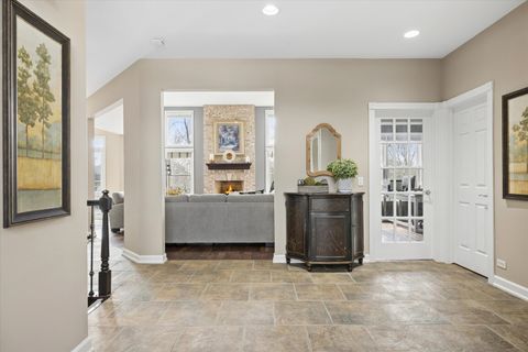 Tiny photo for 808 Wedgewood Drive, Crystal Lake, IL 60014 (MLS # 12609576)