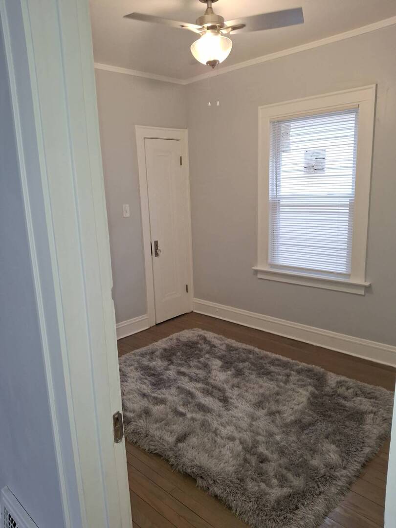 11531 S Stewart Avenue