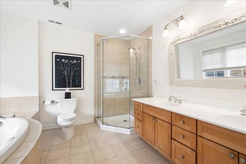 Tiny photo for 9550 Central Park Avenue, Evanston, IL 60203 (MLS # 12678839)