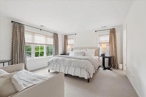 Tiny photo for 9550 Central Park Avenue, Evanston, IL 60203 (MLS # 12678839)